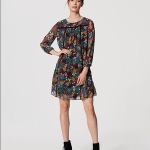 LOFT Floral babydoll dress. SZ medium petite. NWT
