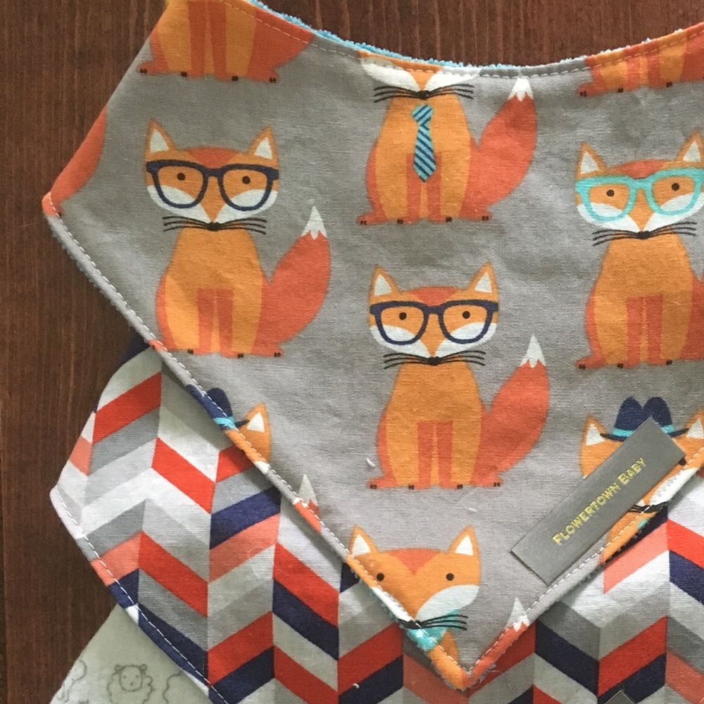 Handmade bandana bibs - Picture 3 of 7