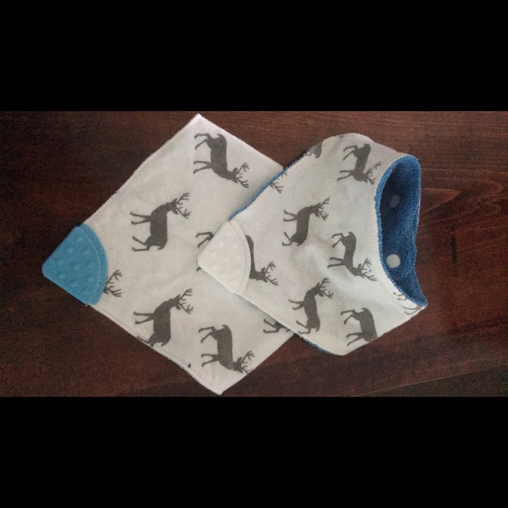 Handmade bandana bibs - Picture 5 of 7
