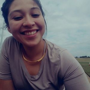 Meet your Posher, Ines