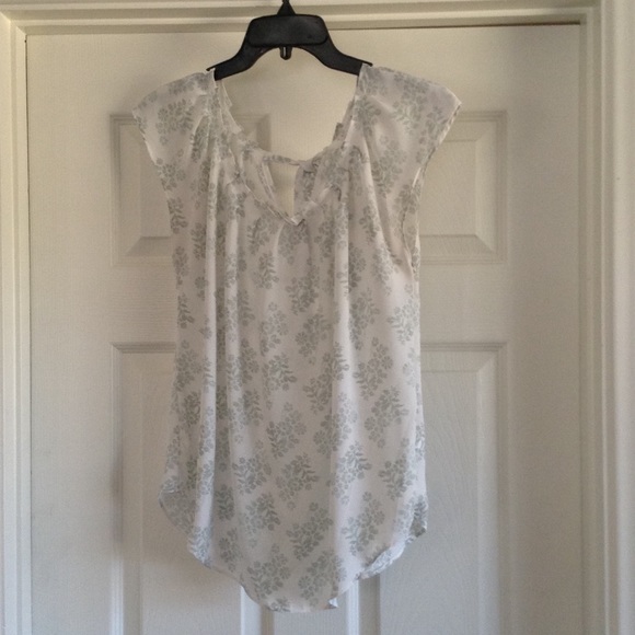 Lauren Conrad blouse