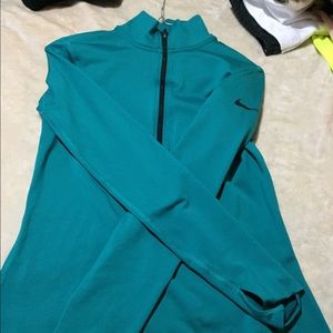 Green fleece quarter zip Nike long sleeve