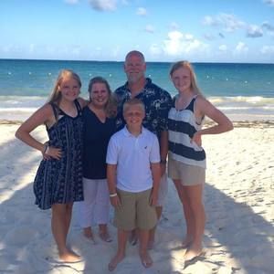 Meet your Posher, Deana