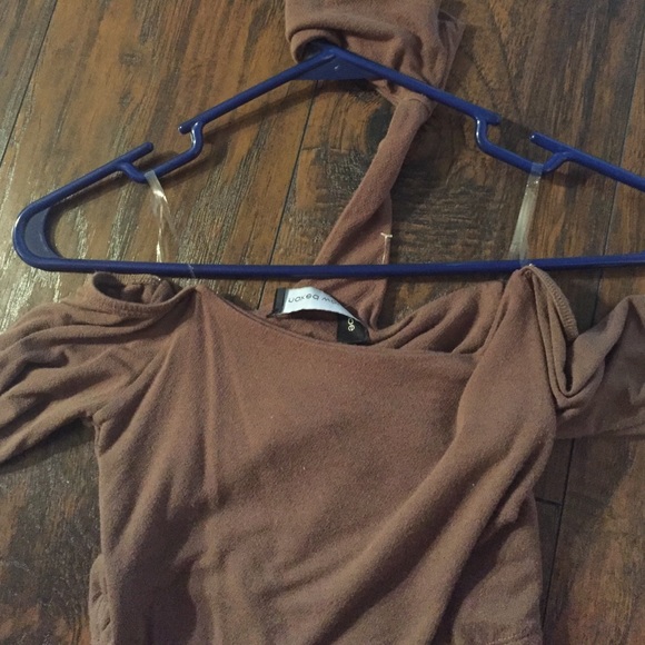 Crop top - Picture 2 of 4