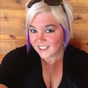 Meet your Posher, Heidi