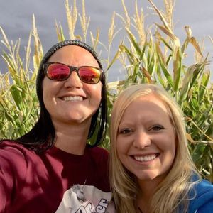 Meet your Posher, Kelli