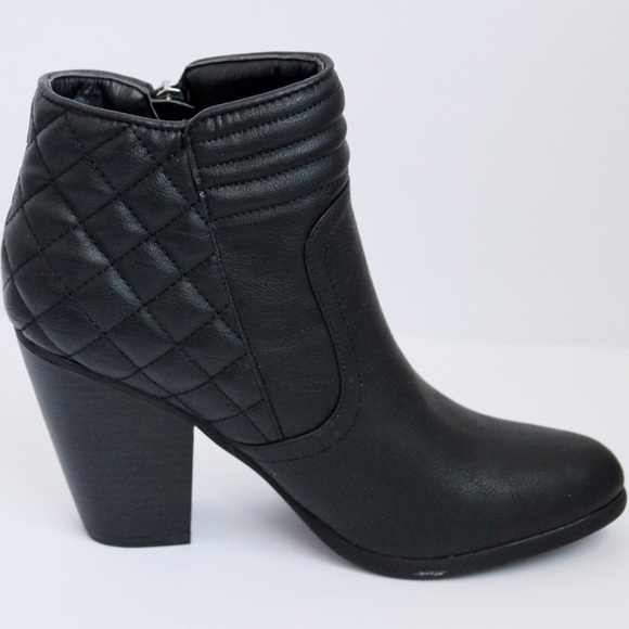 . *LIQUIDATION PRICE* Women's Bootie
