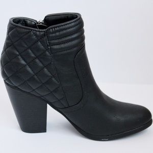 . *LIQUIDATION PRICE* Women's Bootie
