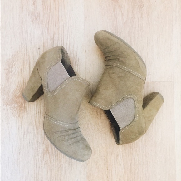 Tan ankle boots