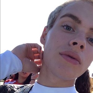 Meet your Posher, Erik