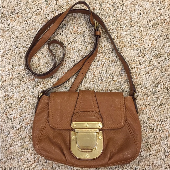 🆕MK CARAMEL CROSS BODY