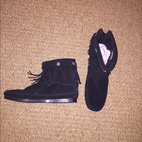 Minnetonka Fringe Booties