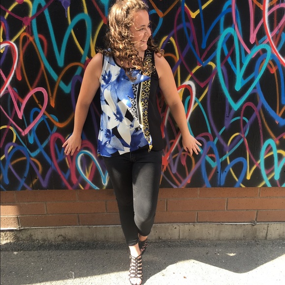 Meet your Posher, Sarah - Picture 1 of 3