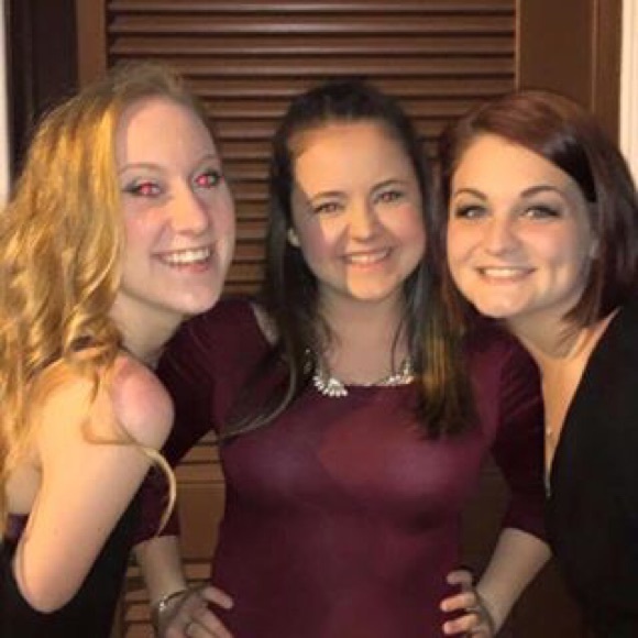 Meet your Posher, Sarah - Picture 3 of 3