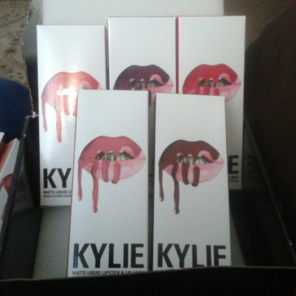 Authentic Kylie Lip Kits