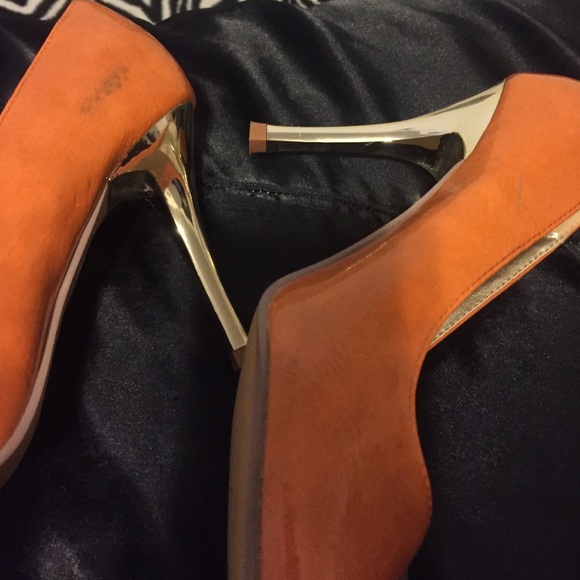 Shoes - Picture 4 of 4