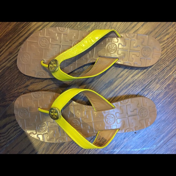 Tory Burch Thora Patent Leather Thong Sandal