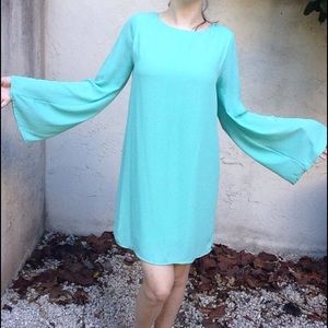 Mint EVERLY Bell Sleeve Shift Dress