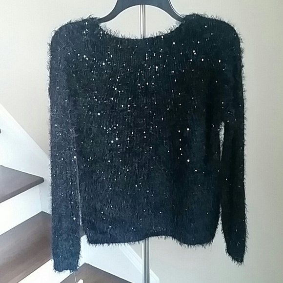 ✨NWT✨GB Sweater - Picture 7 of 7