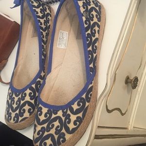 Ugg Flats!