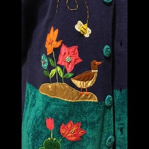 🌼🐝Victoria Harbour Embroidered Sweater "Ducks"🌼