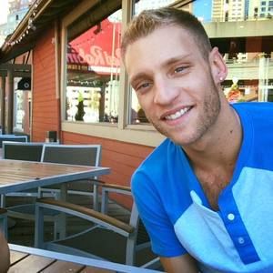 Meet your Posher, Cody