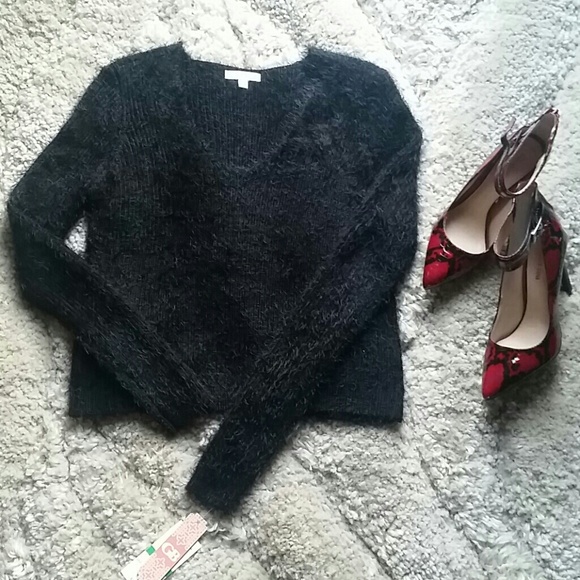 ✨NWT✨GB Sweater - Picture 5 of 8