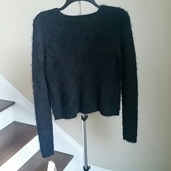 ✨NWT✨GB Sweater - Picture 8 of 8