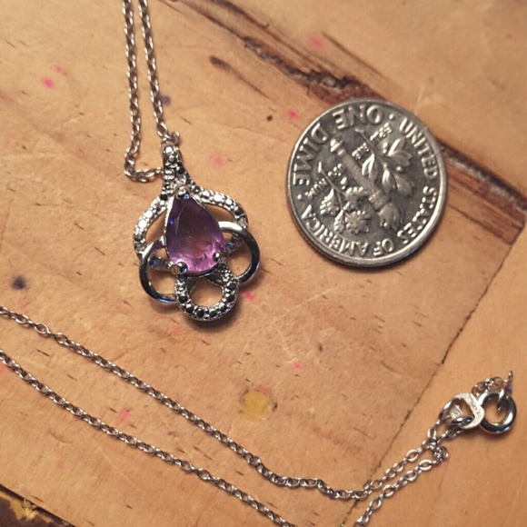 Silver amethyst & diamond necklace NWOT - Picture 5 of 7