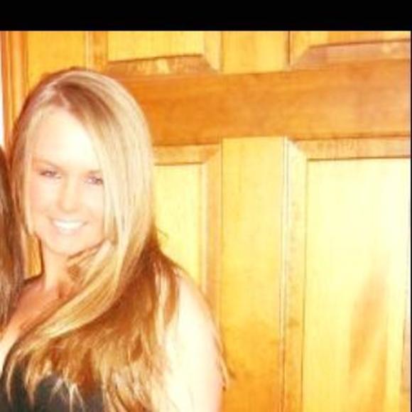 Meet your Posher, Jessica - Picture 1 of 1