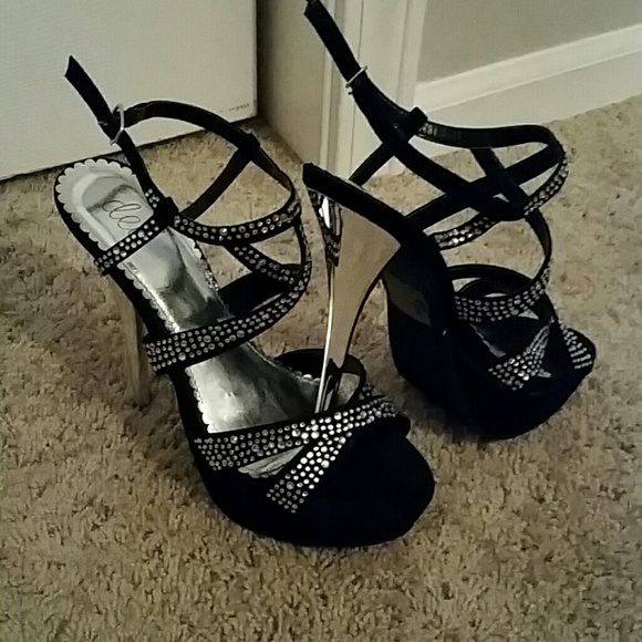Very cute high heels