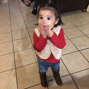 Meet your Posher, Yandiry