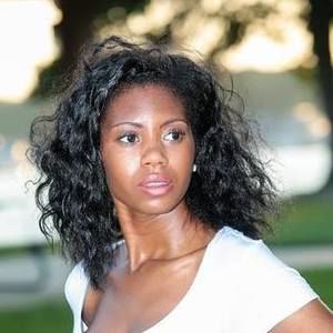 Meet your Posher, Dejana