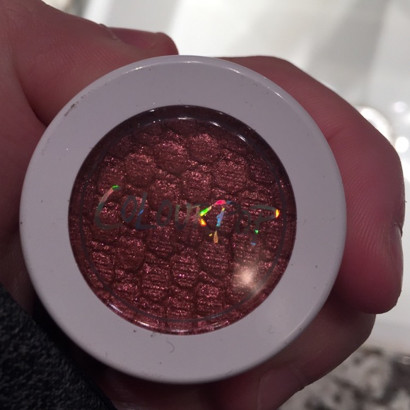PRICE DROP 💗Colourpop shadow