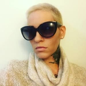 Meet your Posher, Kara