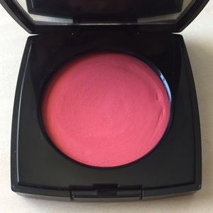 Chanel cream blush in Intonation