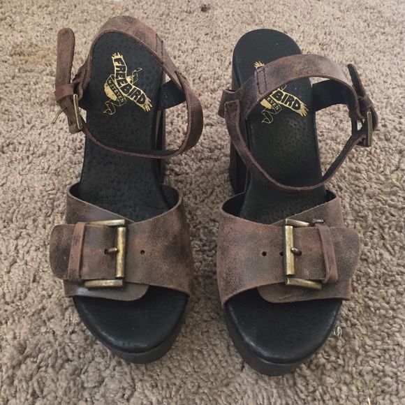 Steve Madden Black/Brown Leather Chunky Heels