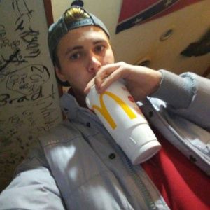 Meet your Posher, Logan