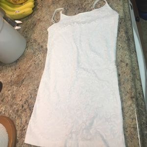 White lace tank top