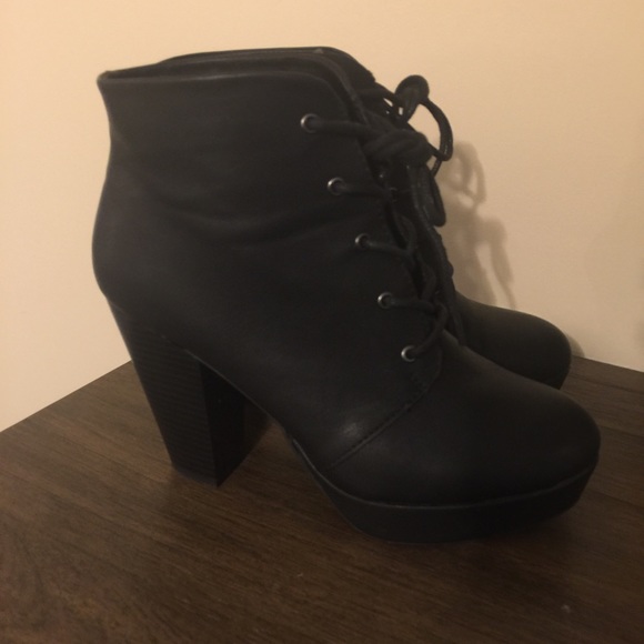 Black lace up platform booties