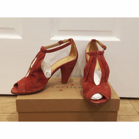 Coclico peep-toe heels