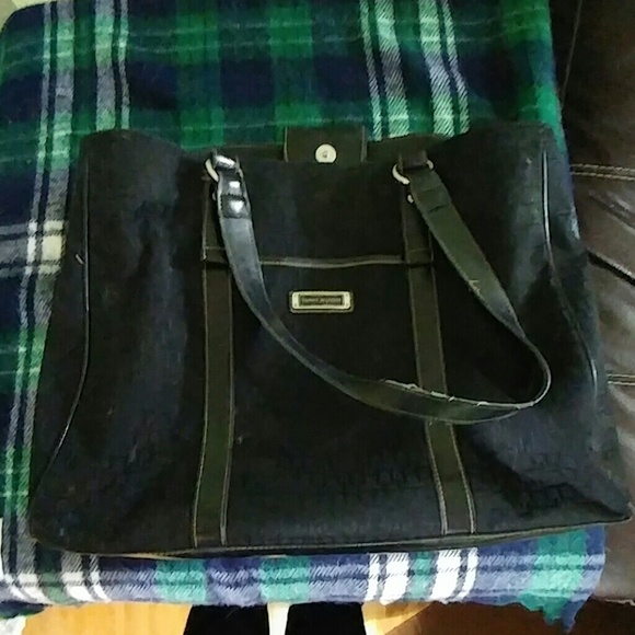 Tommy Hilfiger black purse