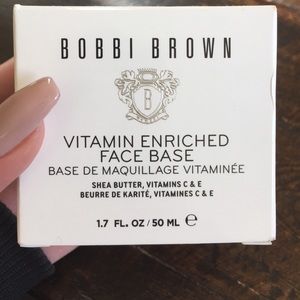 Bobbi brown moisturizer/primer