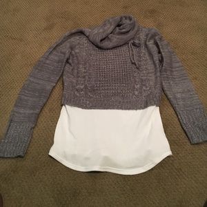 Grey sweater with thermal bottom