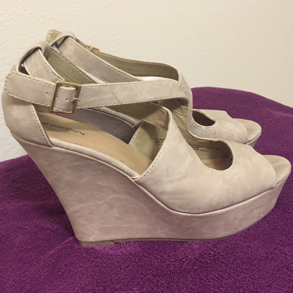 Tan wedges