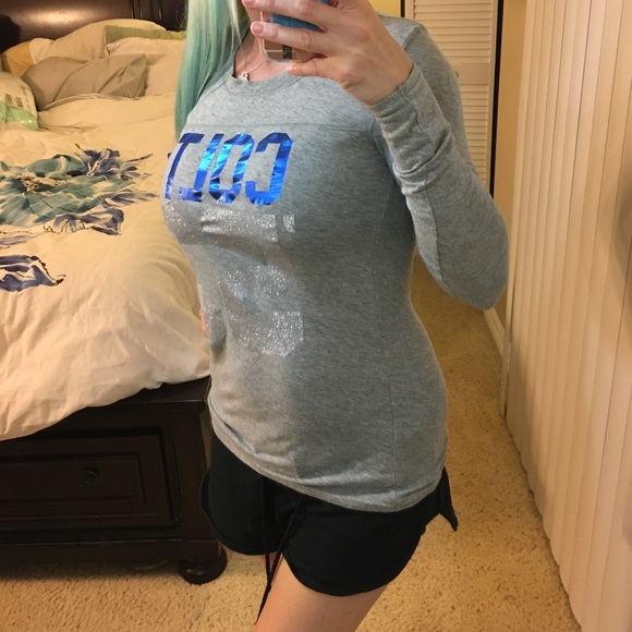 NWOT VS PINK NFL COLTS long sleeve shirt - Picture 3 of 8