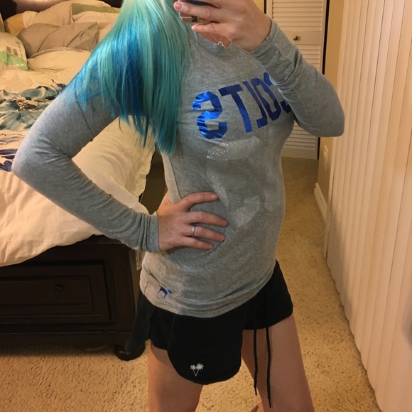 NWOT VS PINK NFL COLTS long sleeve shirt - Picture 4 of 8