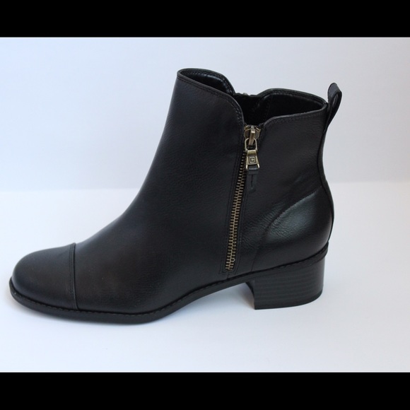 *LIQUIDATION PRICE* Black Heeled Booties
