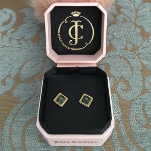 Juicy couture Pyramid Stone studs