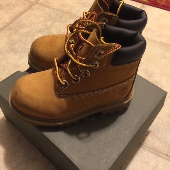 Timberlain boots - Picture 2 of 2
